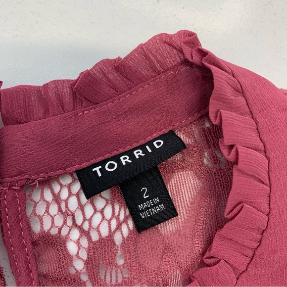 Torrid Blouse Top 2X Pink Tiered  Floral Embroidery Long Sheer Sleeve Fairy Boho - Picture 6 of 10